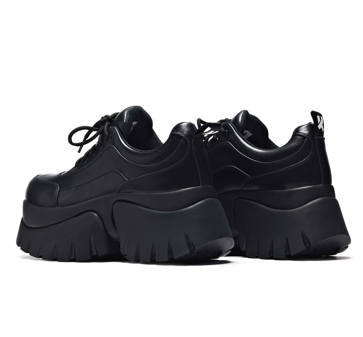 Жіноче взуття KOI - Chronicles Vilun Platform Trainers - BLACK 41